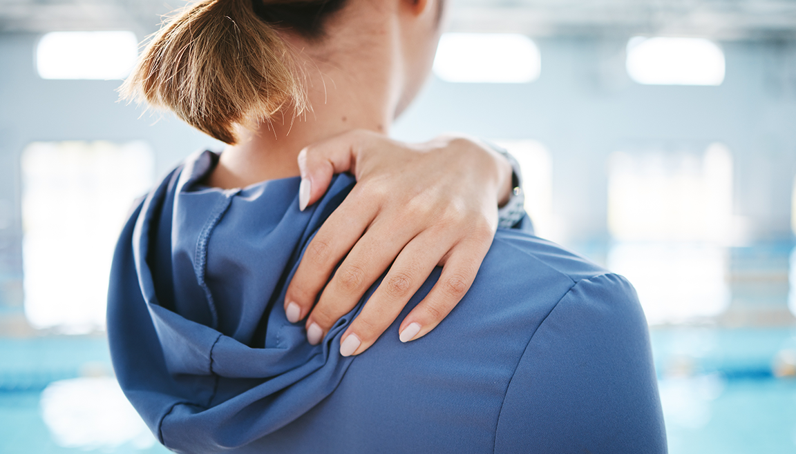 Chiropractor’s Guide to Quick Dynamic Stretches for Neck and Shoulder Pain Relief